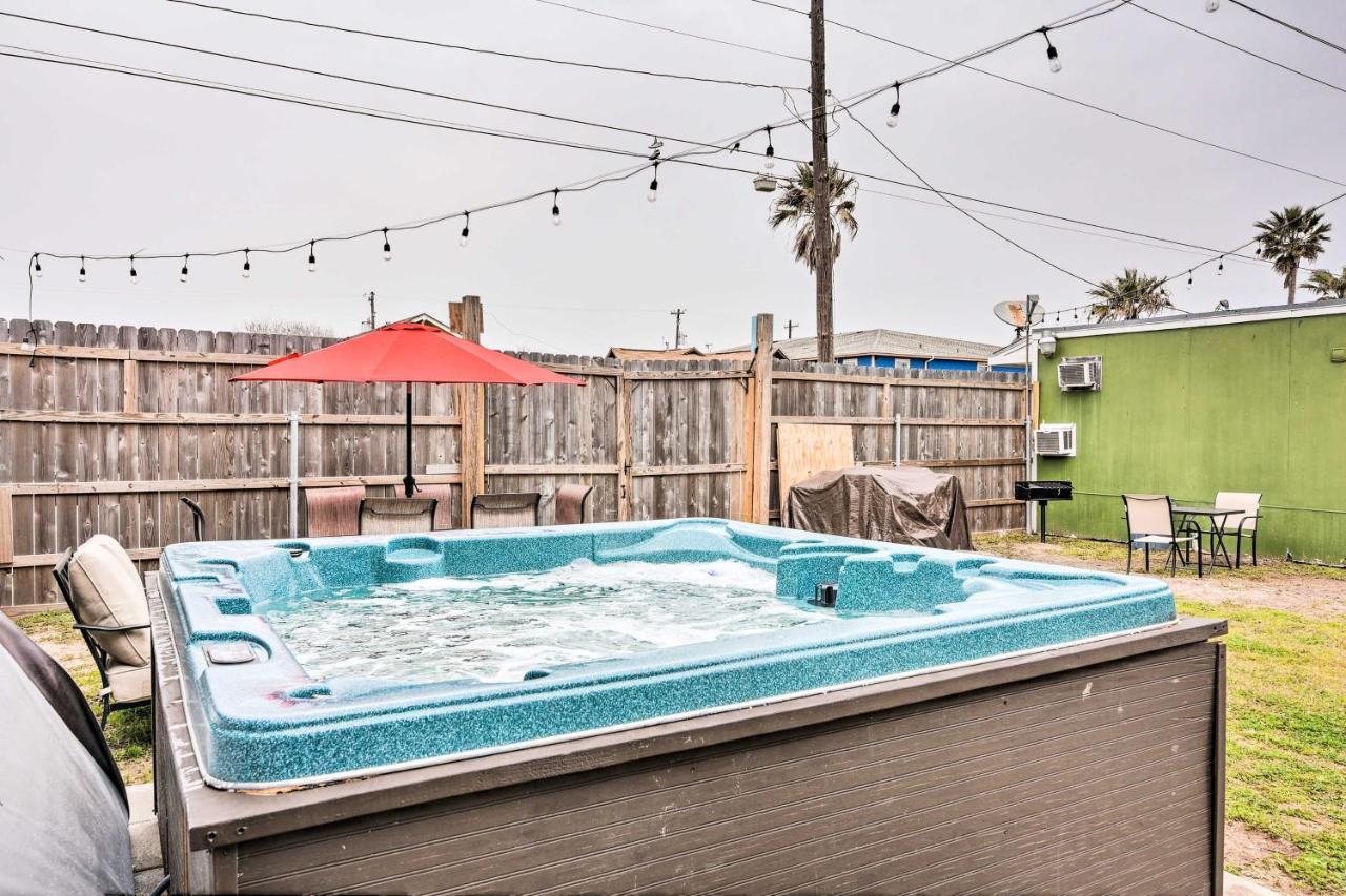 Beautiful Galveston Apt With Deck Less Than 3 Mi To Dtwn! Экстерьер фото