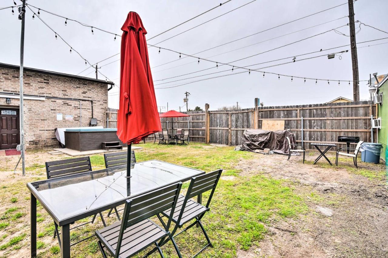 Beautiful Galveston Apt With Deck Less Than 3 Mi To Dtwn! Экстерьер фото