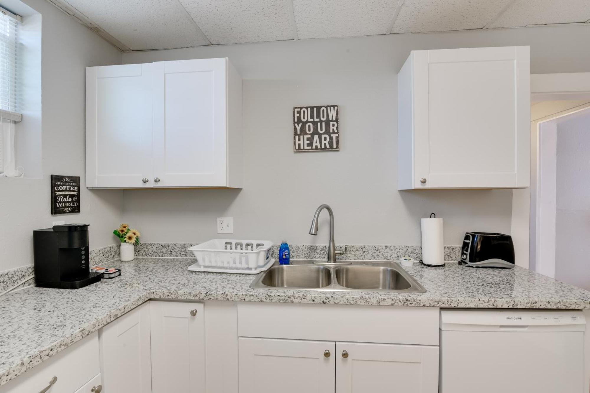 Beautiful Galveston Apt With Deck Less Than 3 Mi To Dtwn! Экстерьер фото